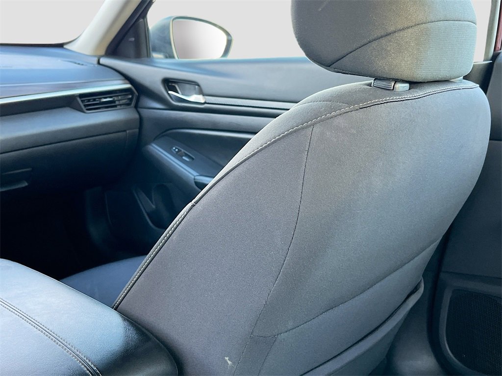 Used 2024 Nissan Altima 2.5 SV image 21