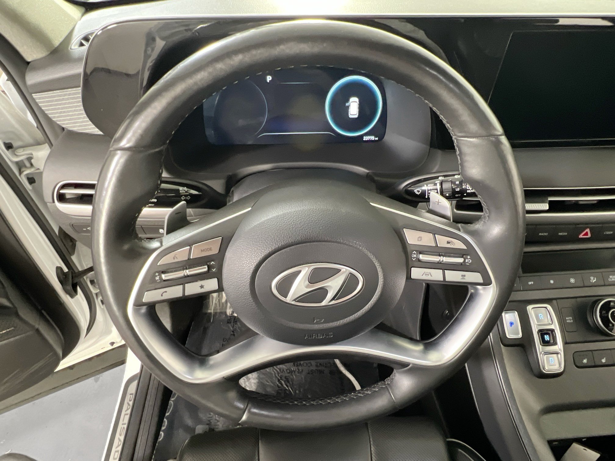 Used 2023 Hyundai Palisade Limited AWD/4WD image 11