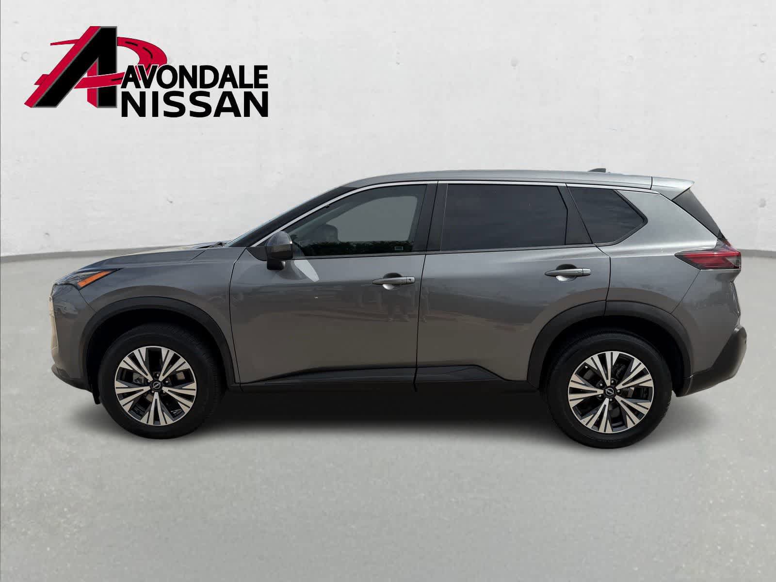 Certified 2022 Nissan Rogue SV image 3