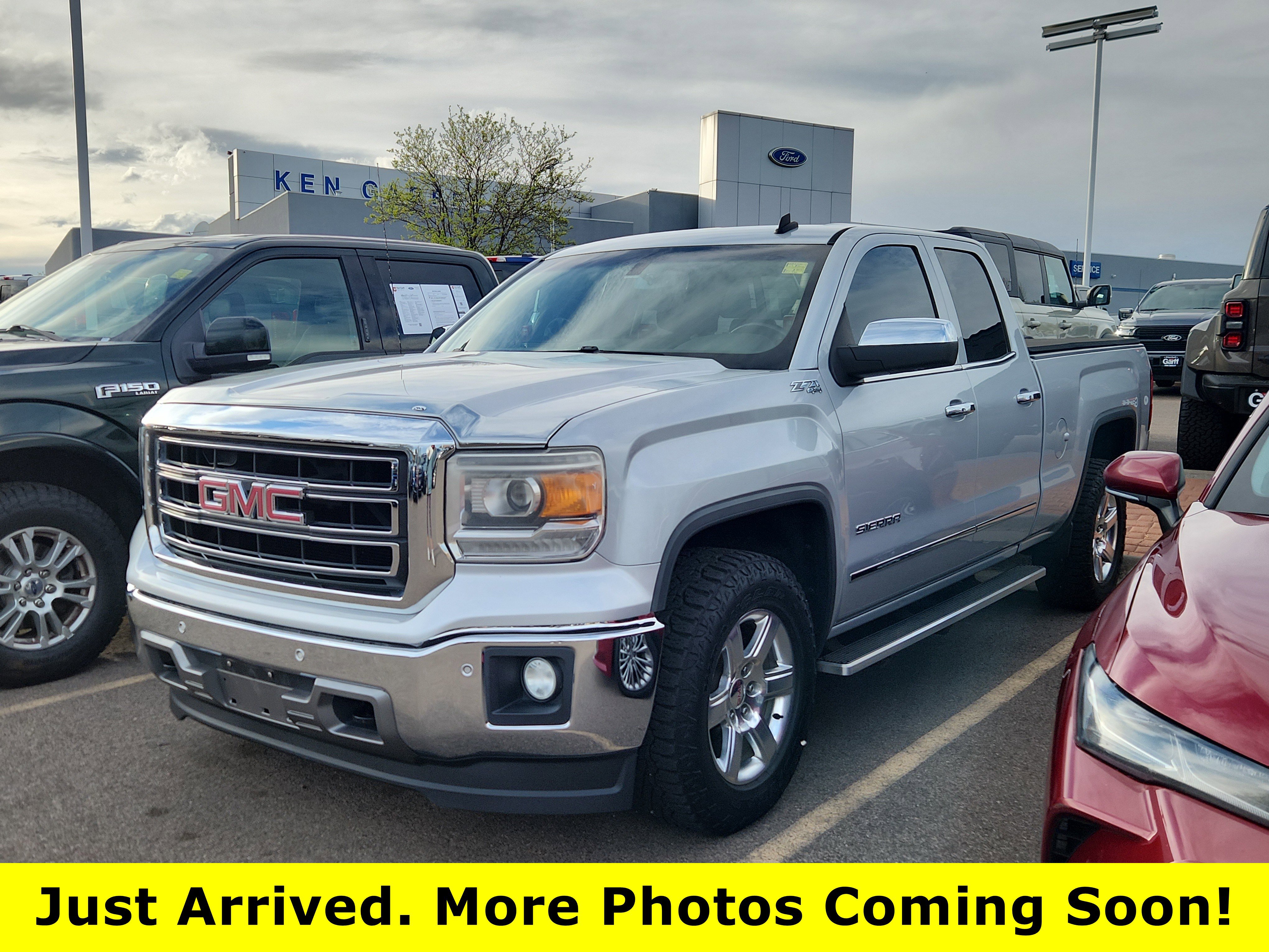 Used 2014 GMC Sierra 1500 SLT w/ SLT Preferred Package image 1