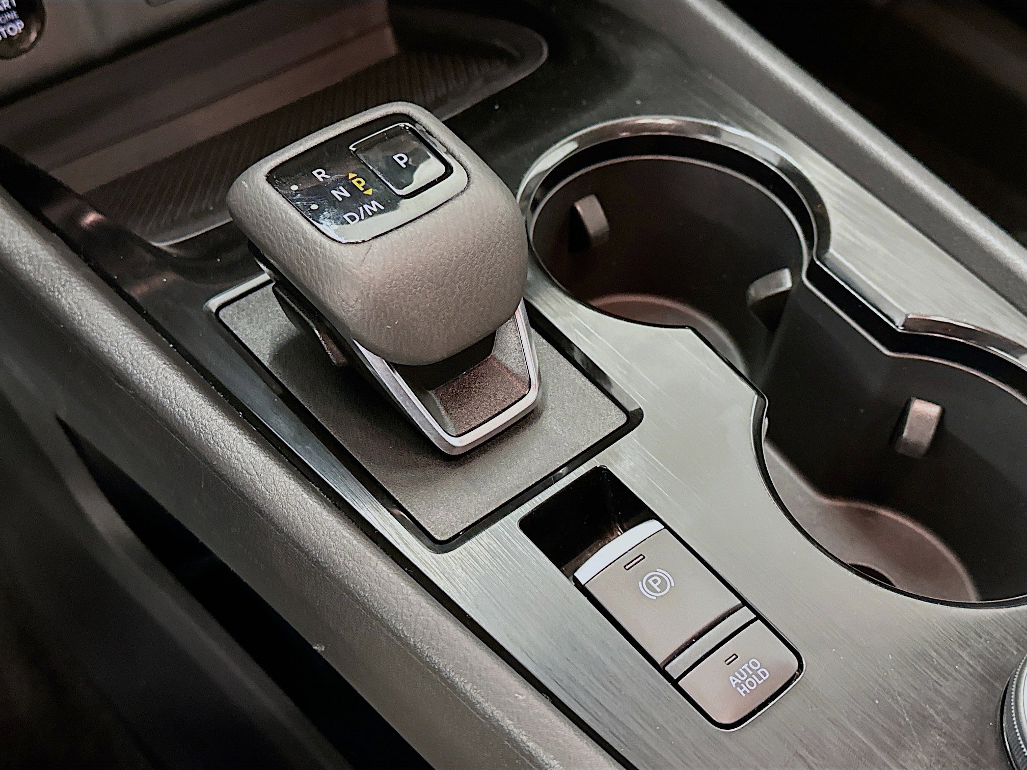 Used 2025 Nissan Rogue SV image 24