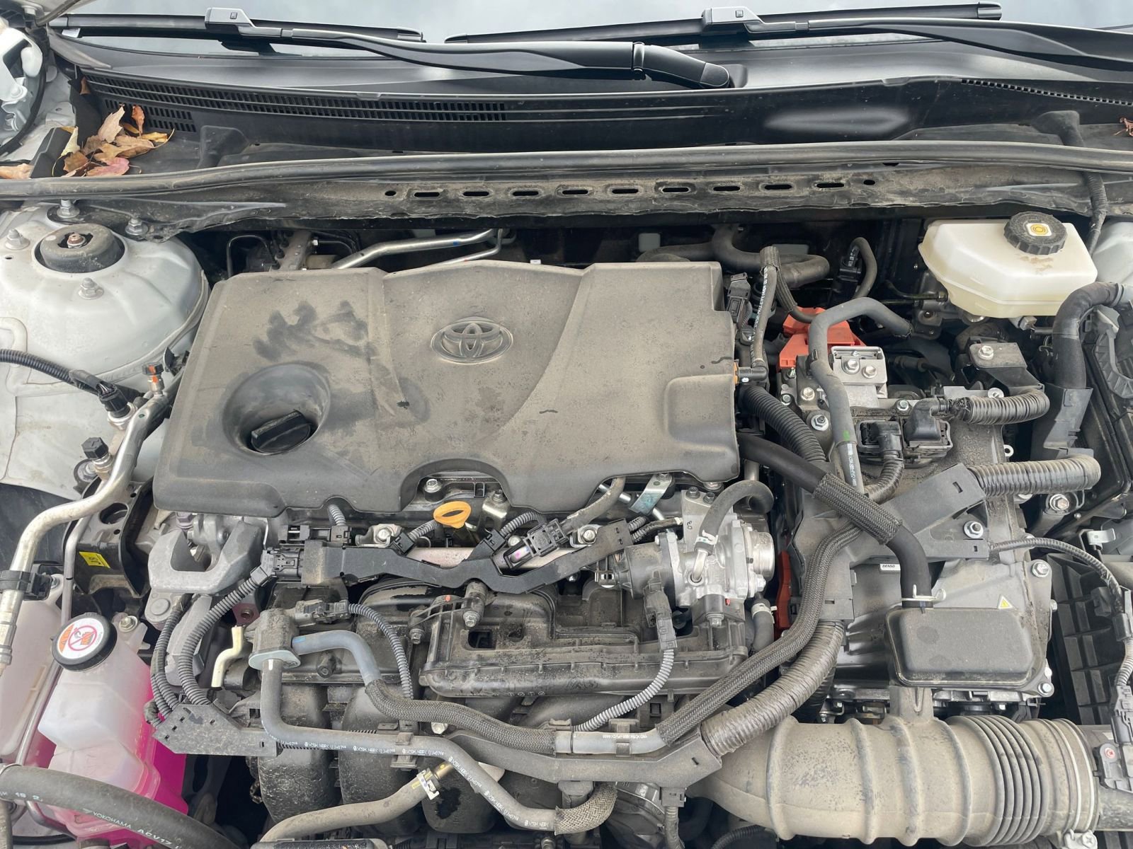 Used 2025 Toyota Camry LE image 32