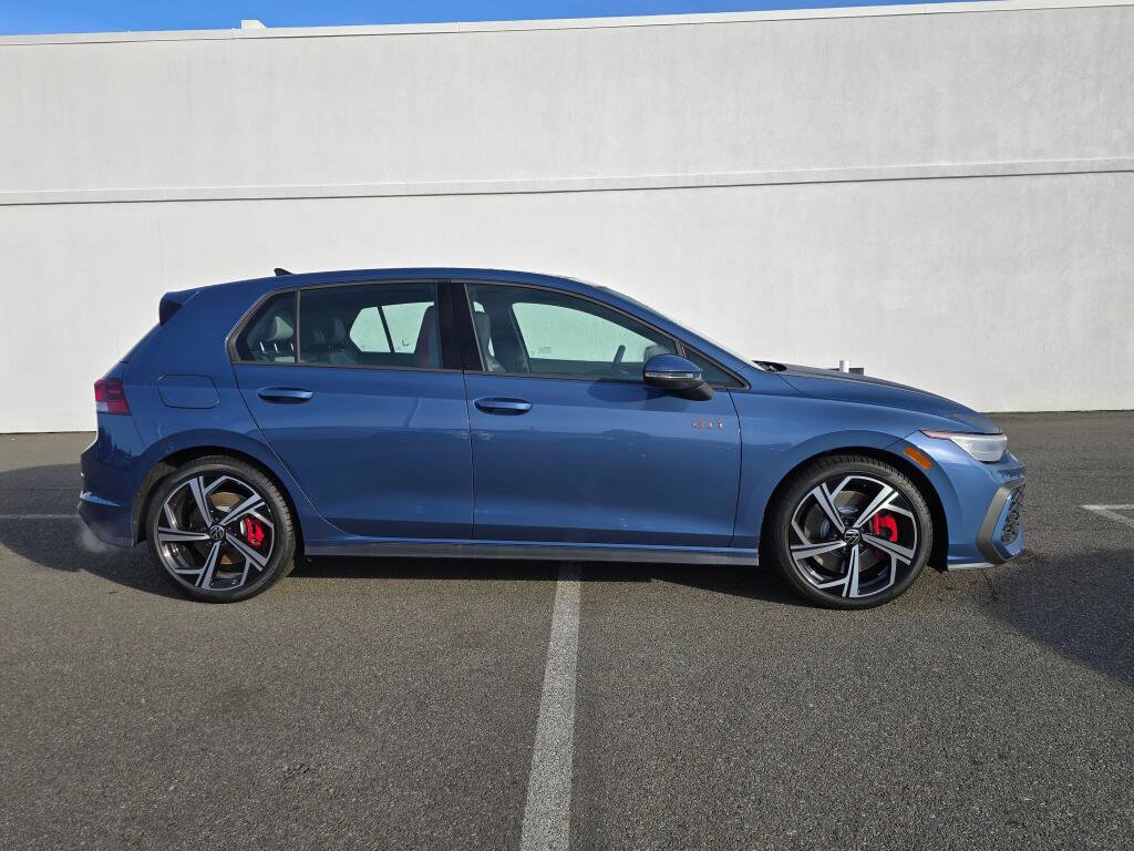 New 2025 Volkswagen GTI SE image 3