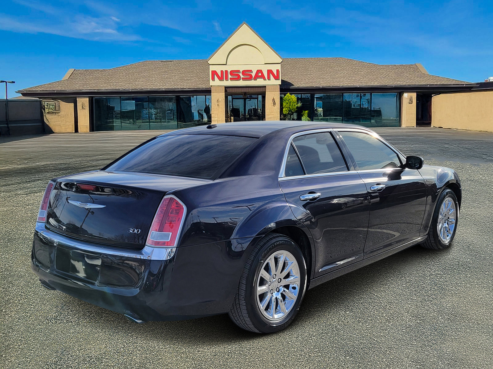 Used 2012 Chrysler 300 Limited image 4
