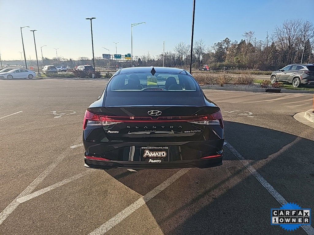 Certified 2023 Hyundai Elantra Blue w/ Cargo Package image 4