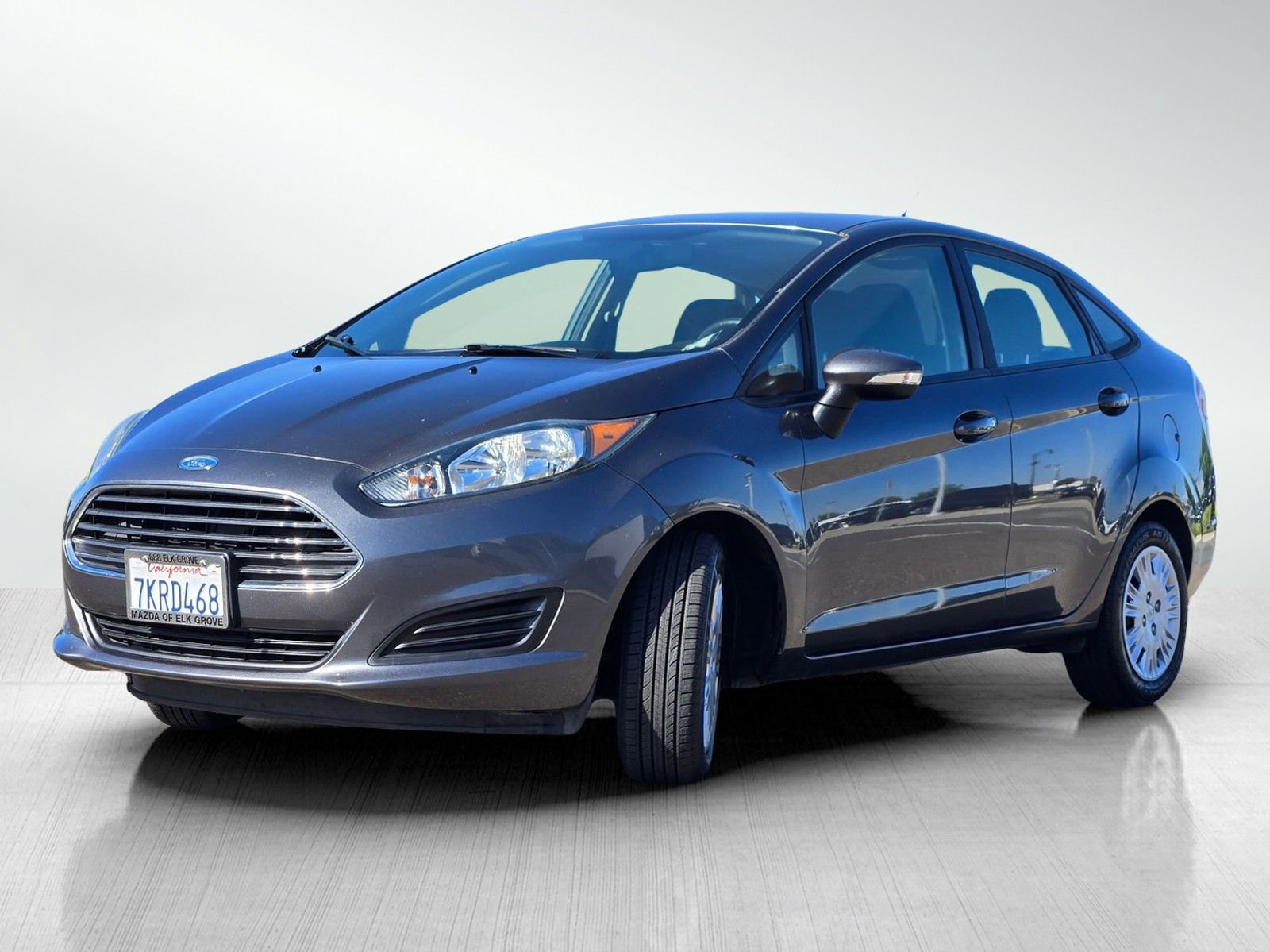 Used 2015 Ford Fiesta SE FWD image 11