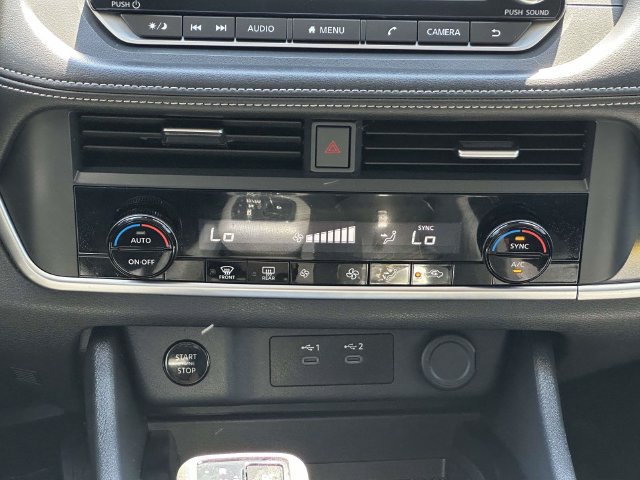 Used 2024 Nissan Rogue SV AWD/4WD image 20