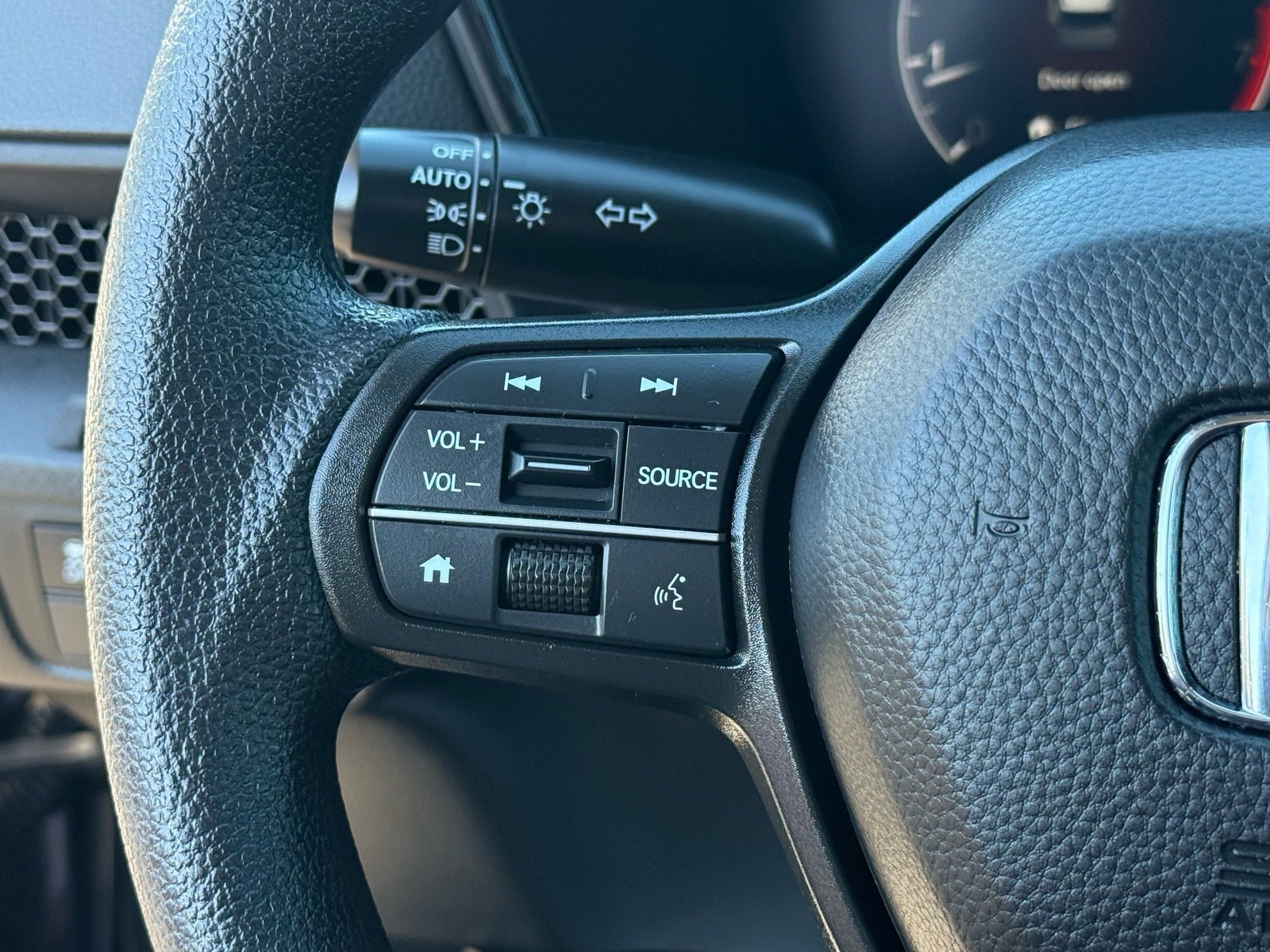 Certified 2025 Honda CR-V EX image 17