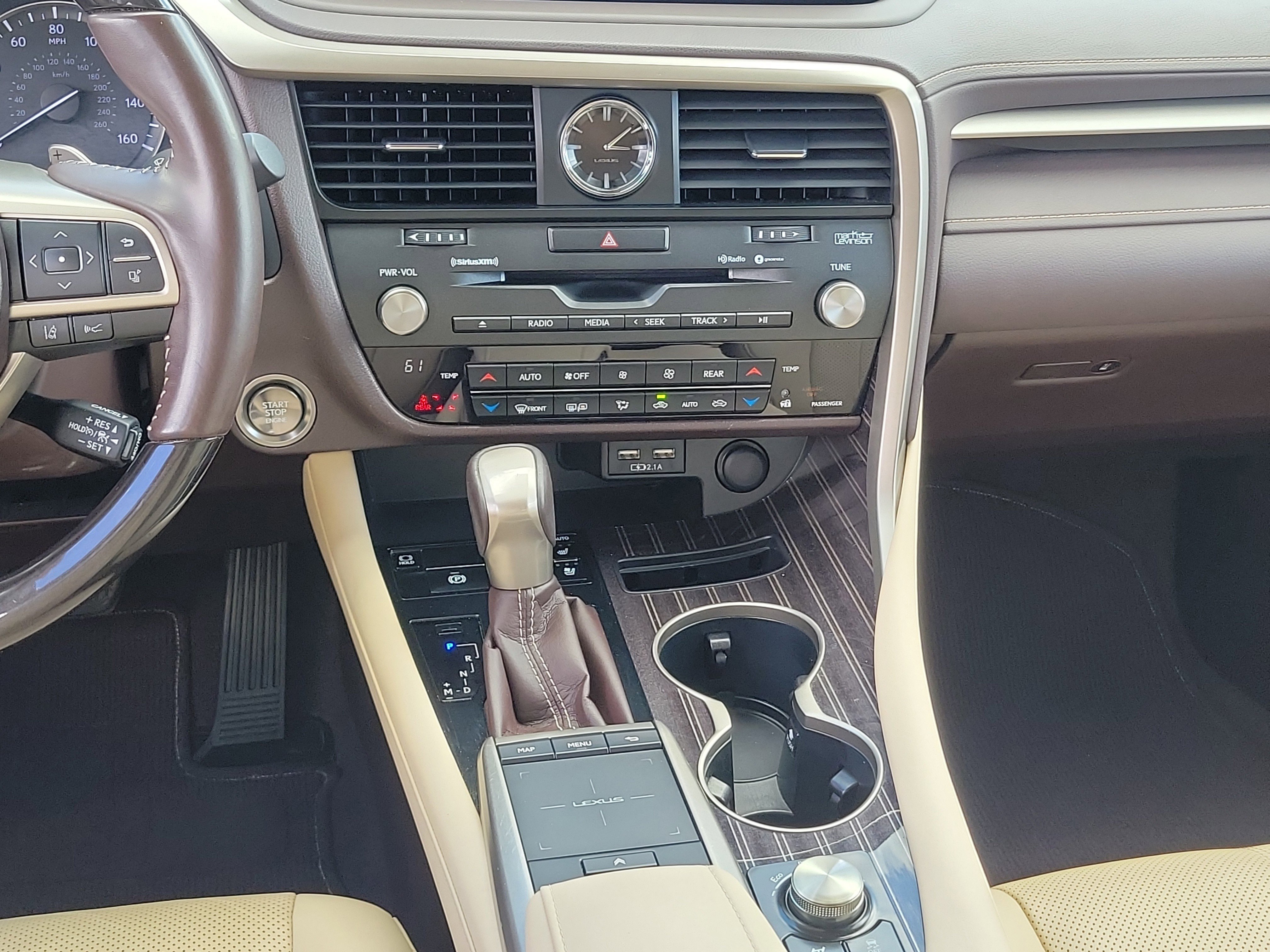 Used 2020 Lexus RX 350L Luxury w/ Accessory Package image 20