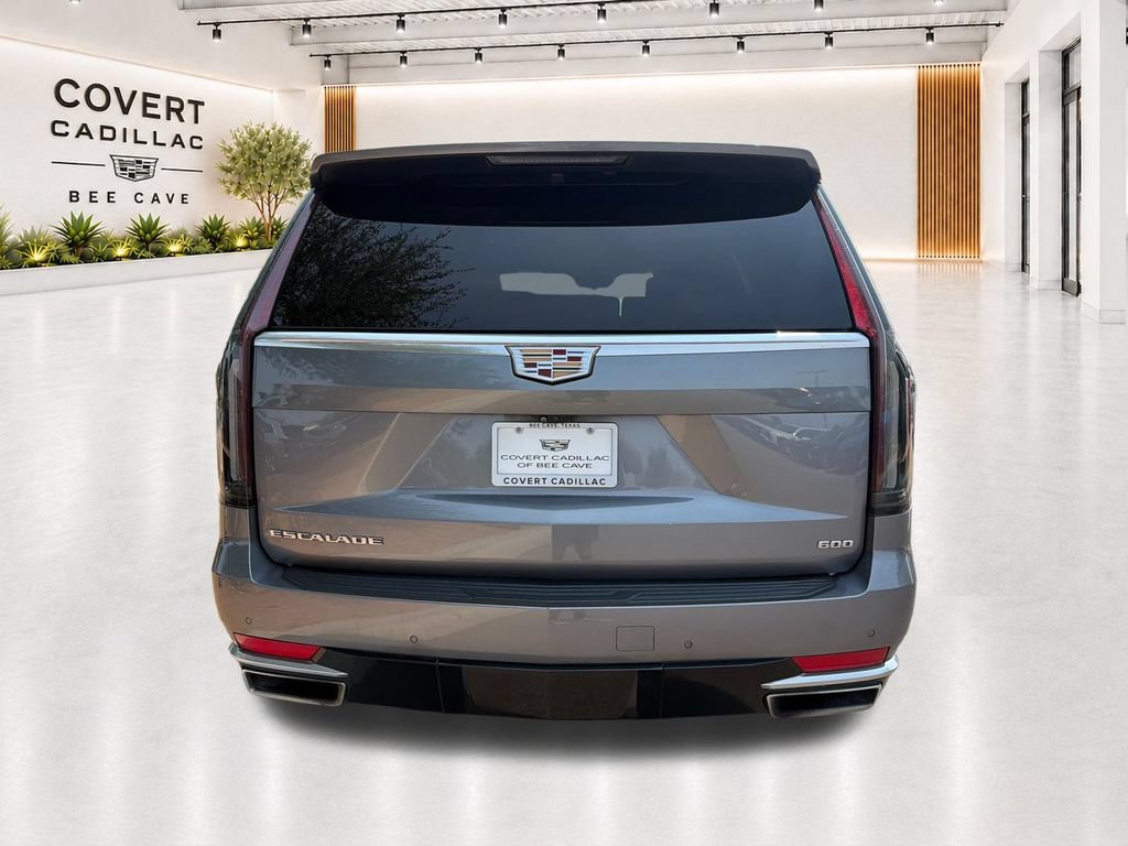 Used 2021 Cadillac Escalade Premium Luxury AWD/4WD image 12