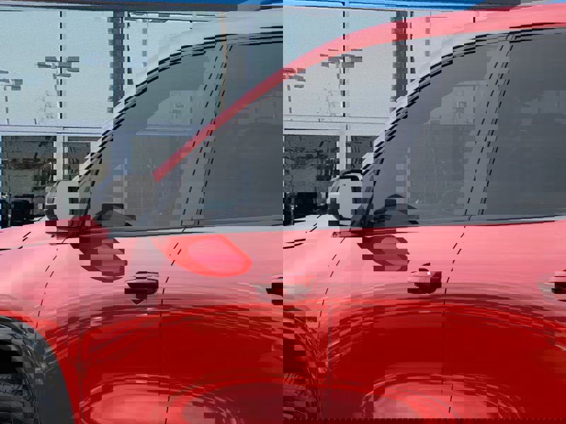 New 2026 Chevrolet Traverse RS w/ LPO, Floor Liner Package image 12