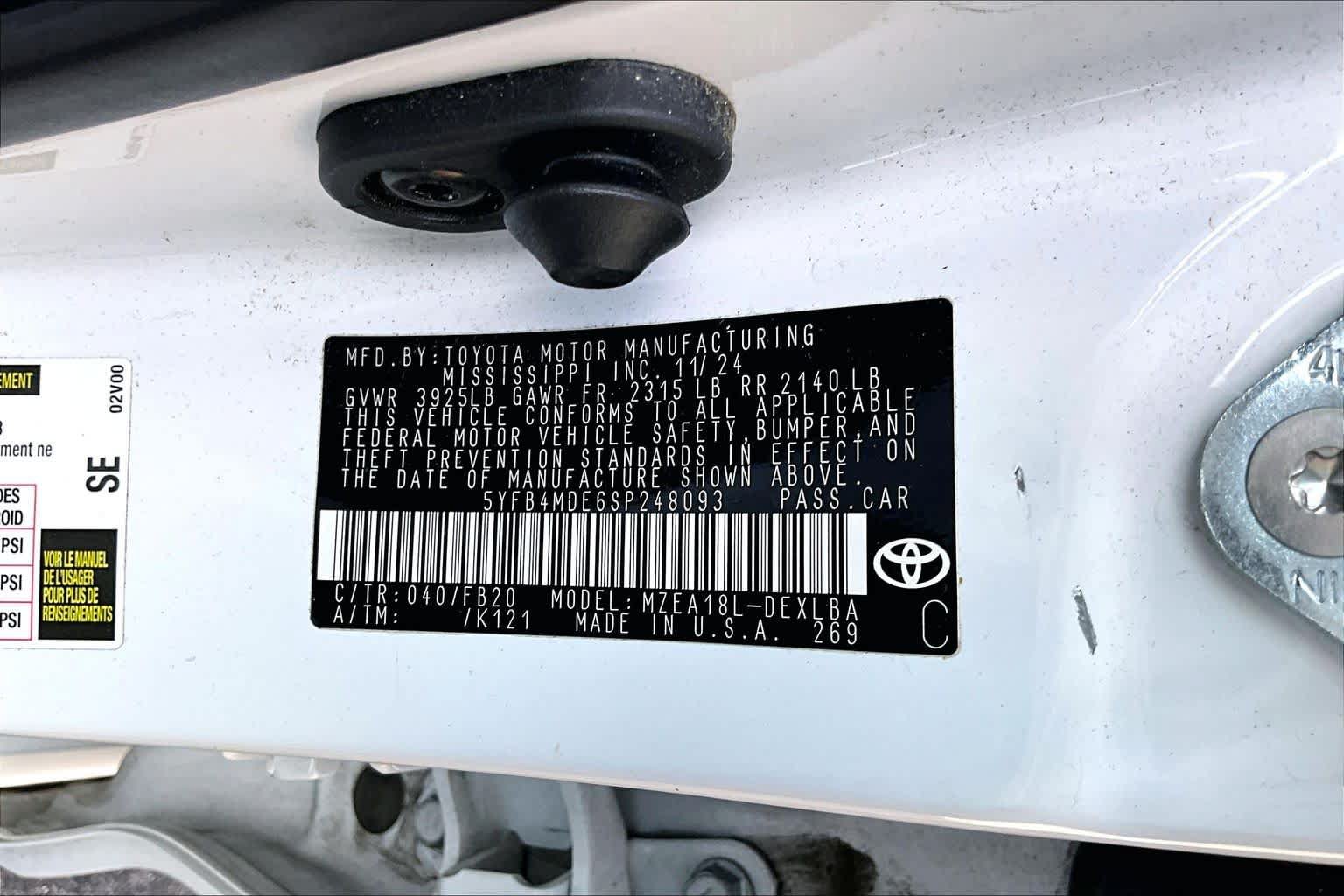 Used 2025 Toyota Corolla LE FWD image 34