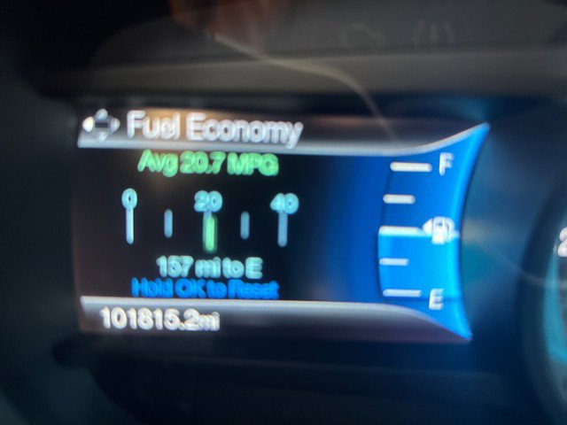 Used 2016 Ford Fusion SE FWD image 11