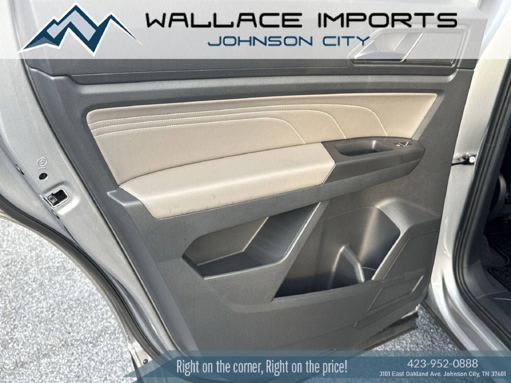 Used 2022 Volkswagen Atlas Cross Sport SEL AWD/4WD image 35