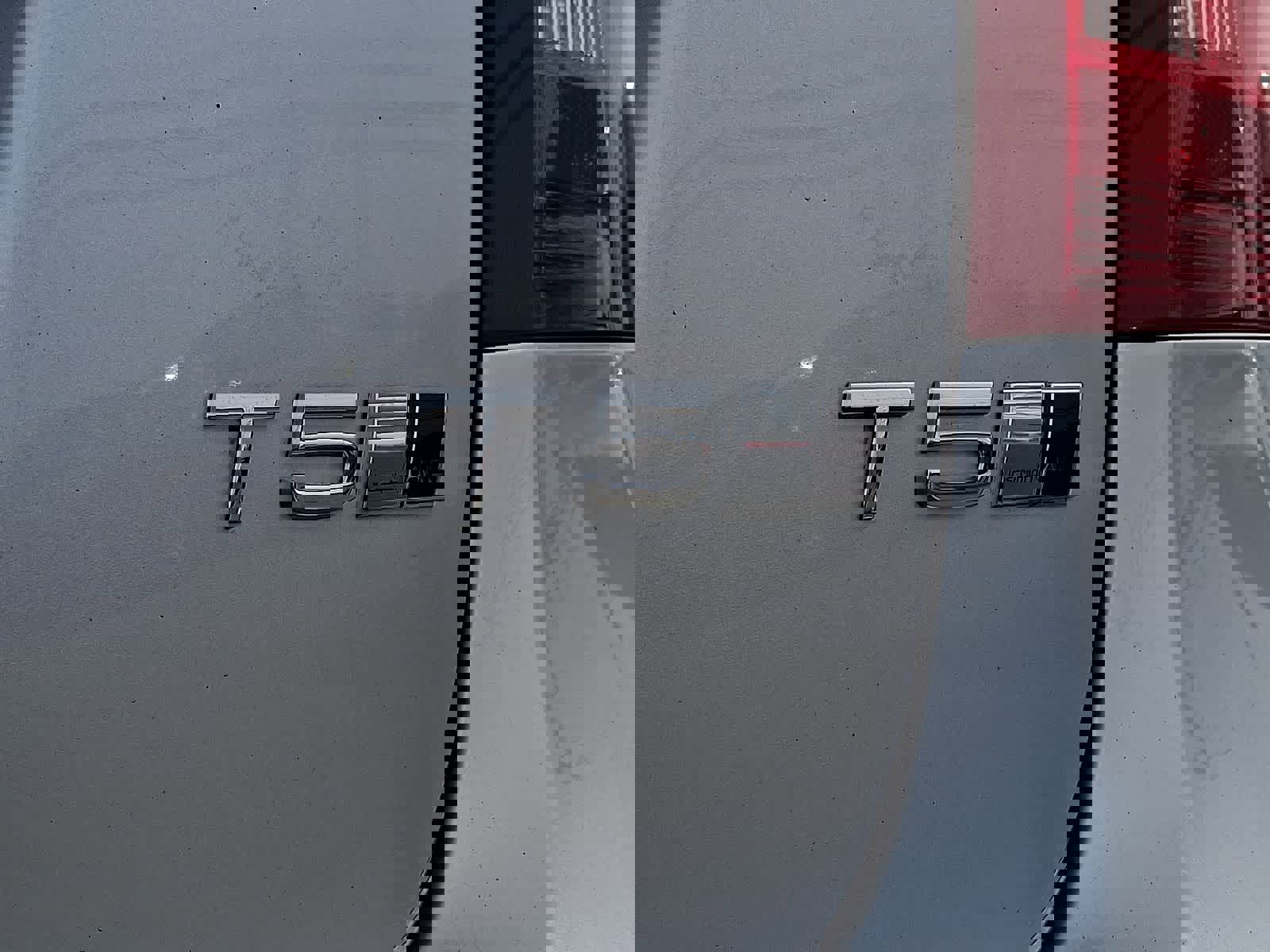 Used 2018 Volvo S60 T5 Inscription image 32