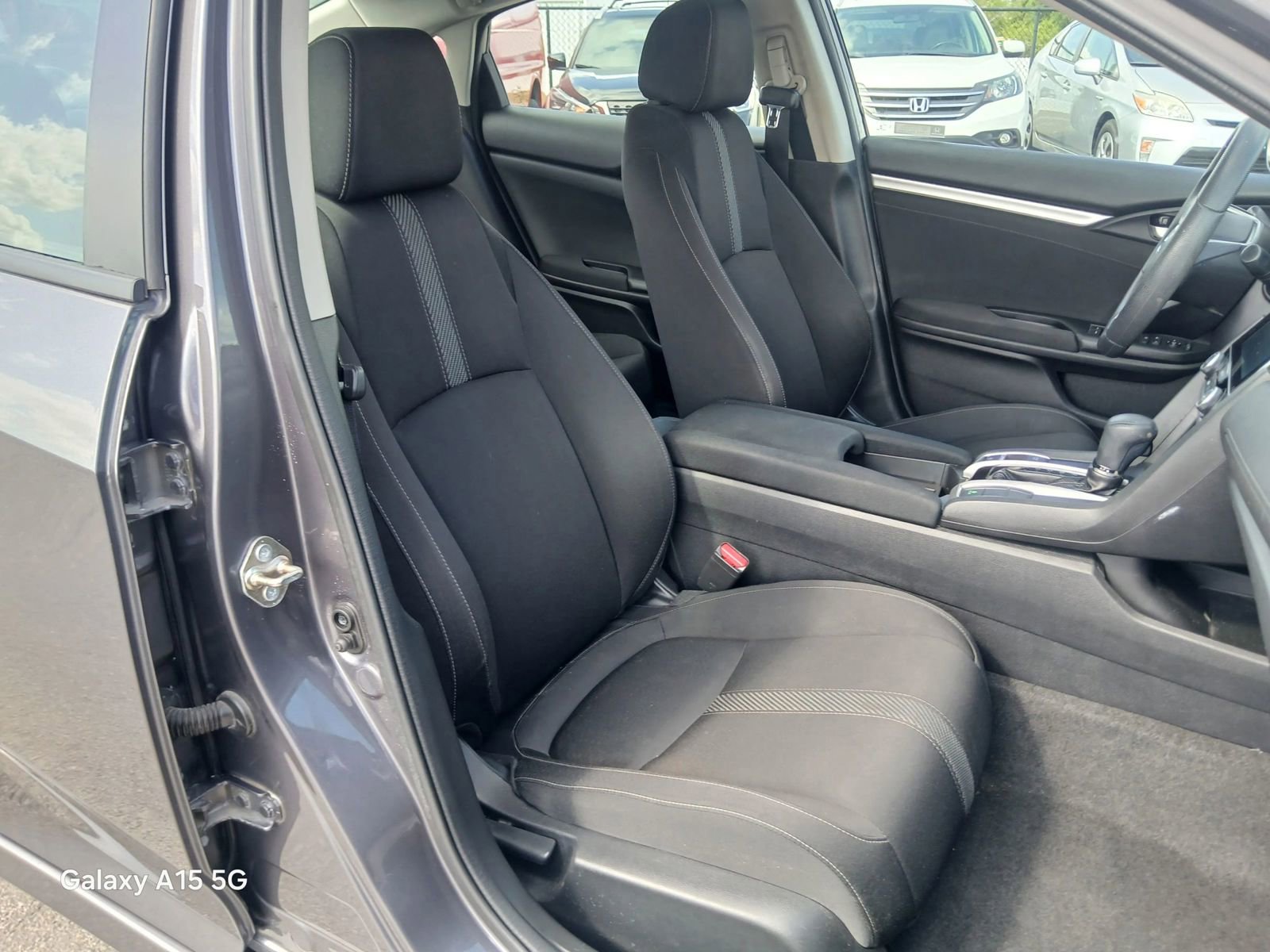 Used 2018 Honda Civic EX image 19