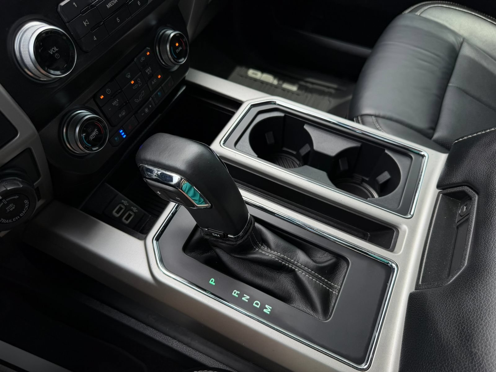 Used 2020 Ford F150 Lariat w/ Equipment Group 502A Luxury AWD/4WD image 19