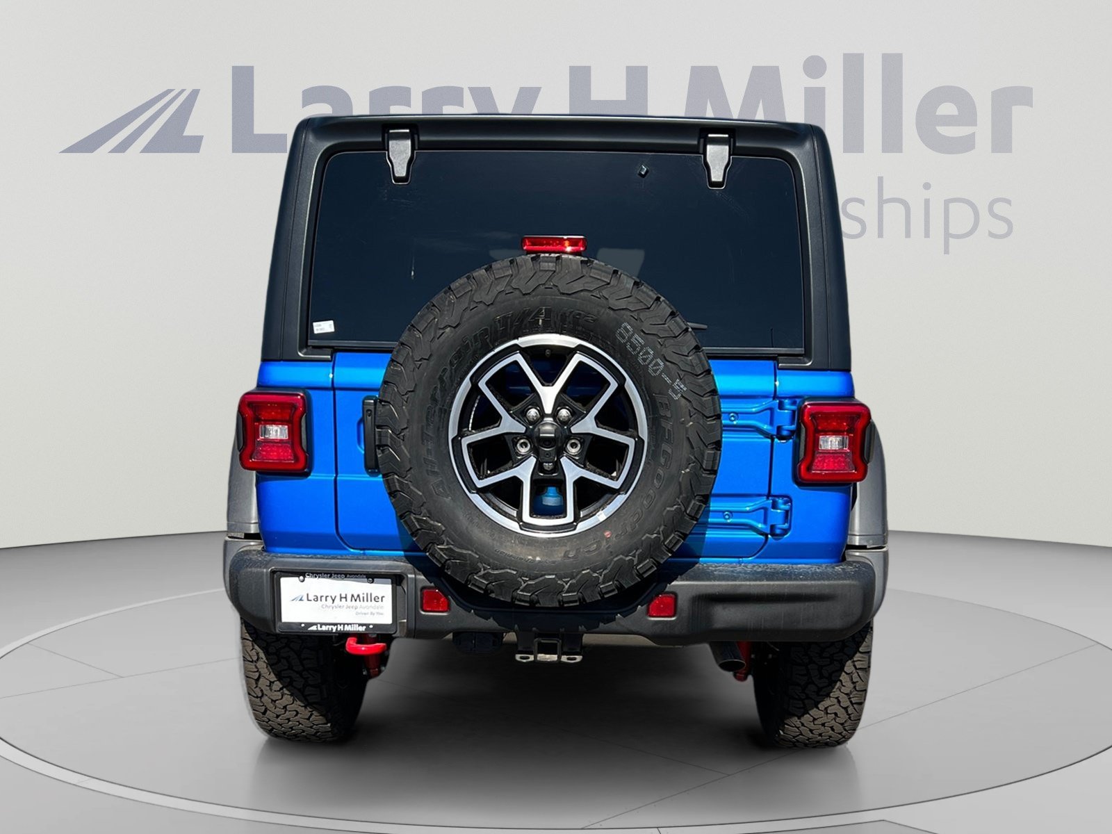 New 2025 Jeep Wrangler Unlimited Rubicon w/ Steel Bumper Group AWD/4WD image 4