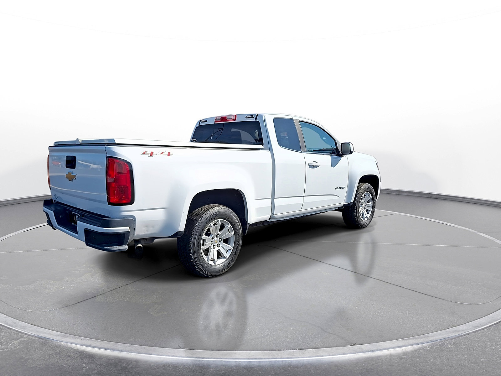 Used 2020 Chevrolet Colorado LT w/ Safety Package AWD/4WD image 8