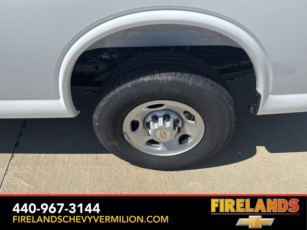 New 2025 Chevrolet Express 2500 Work Van w/ Driver Convenience Package image 35