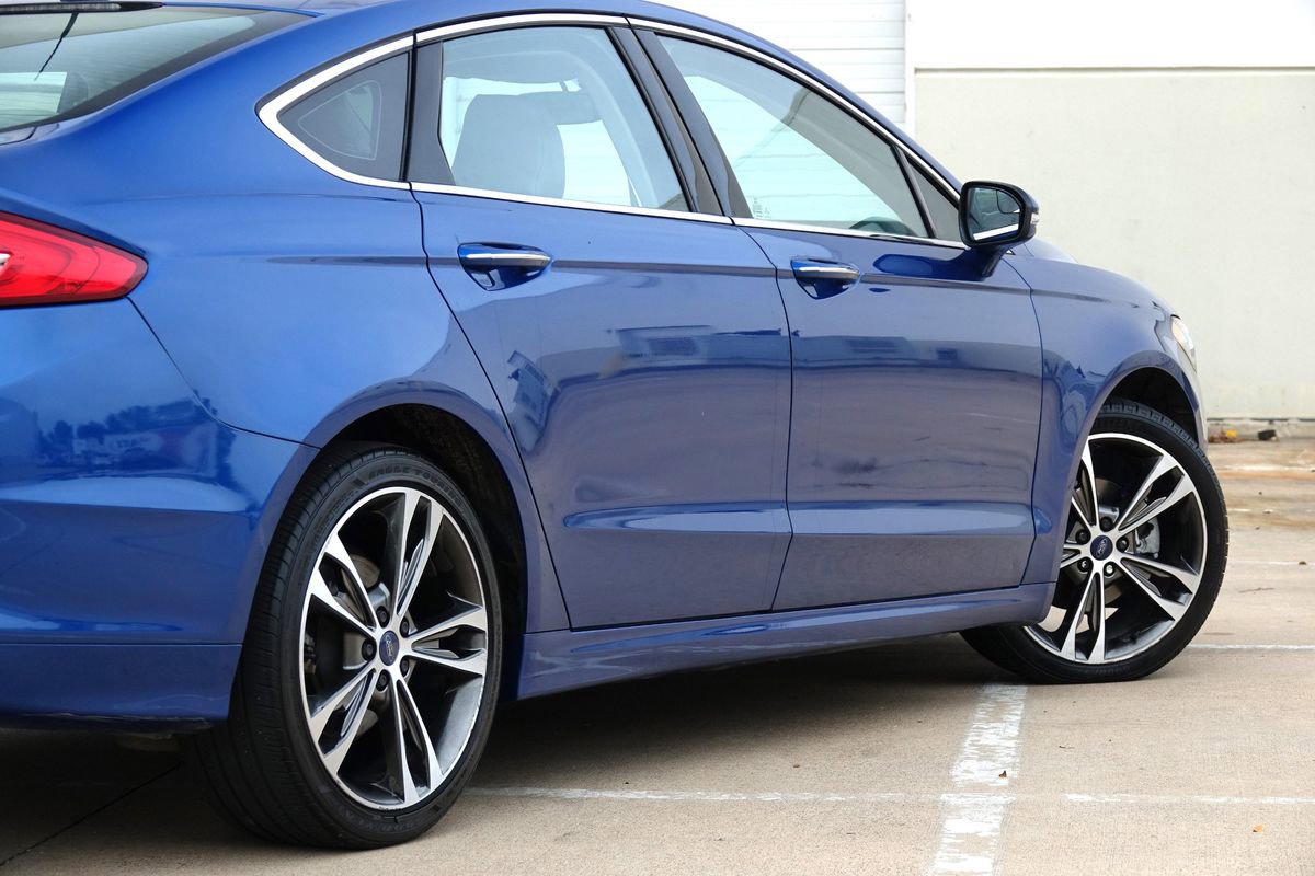 Used 2018 Ford Fusion SE w/ Fusion SE Technology Package image 34