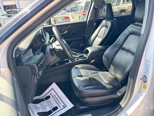 Used 2022 Lincoln Corsair AWD w/ Premium Package image 17