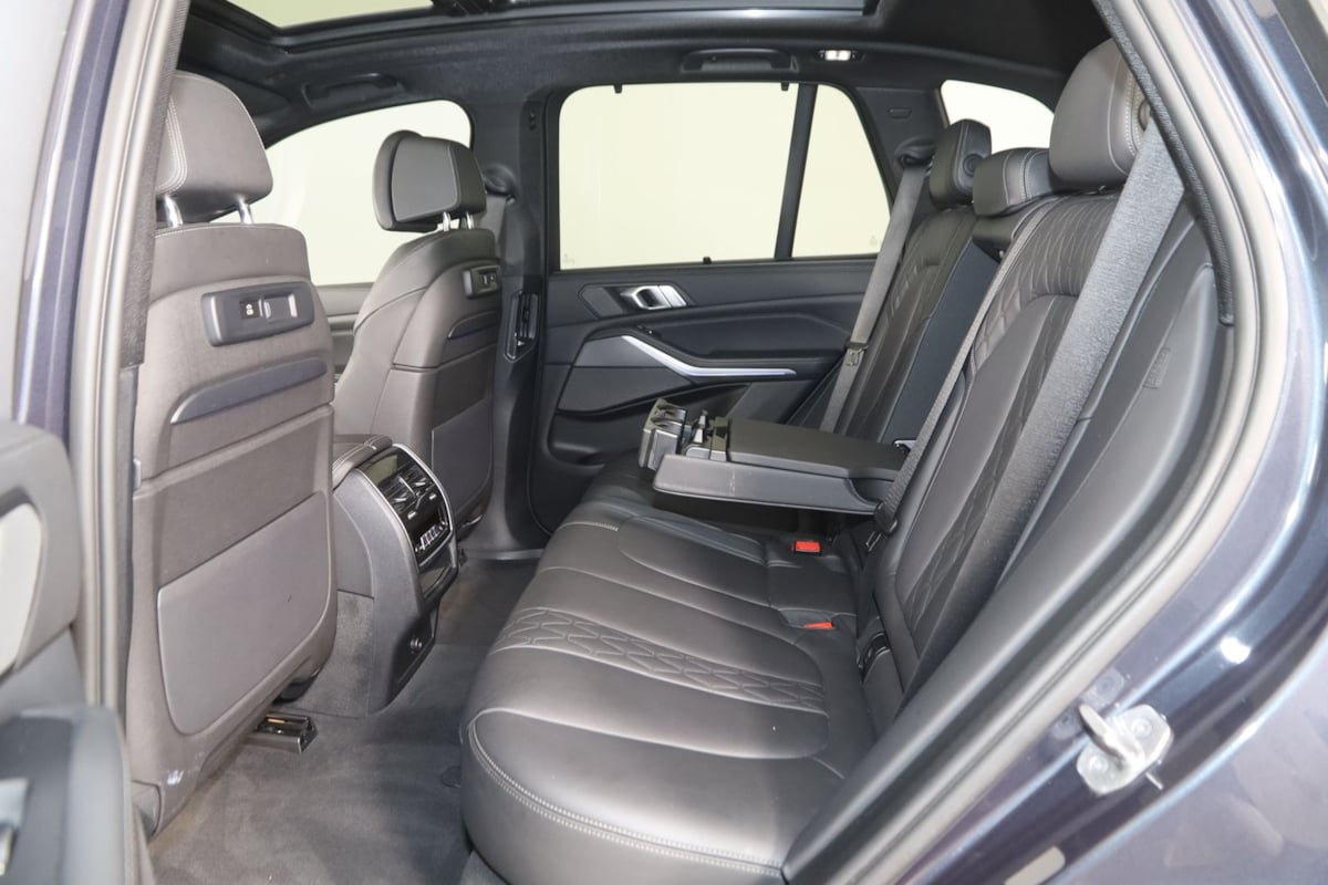 Used 2022 BMW X5 M50i w/ Executive Package AWD/4WD image 53