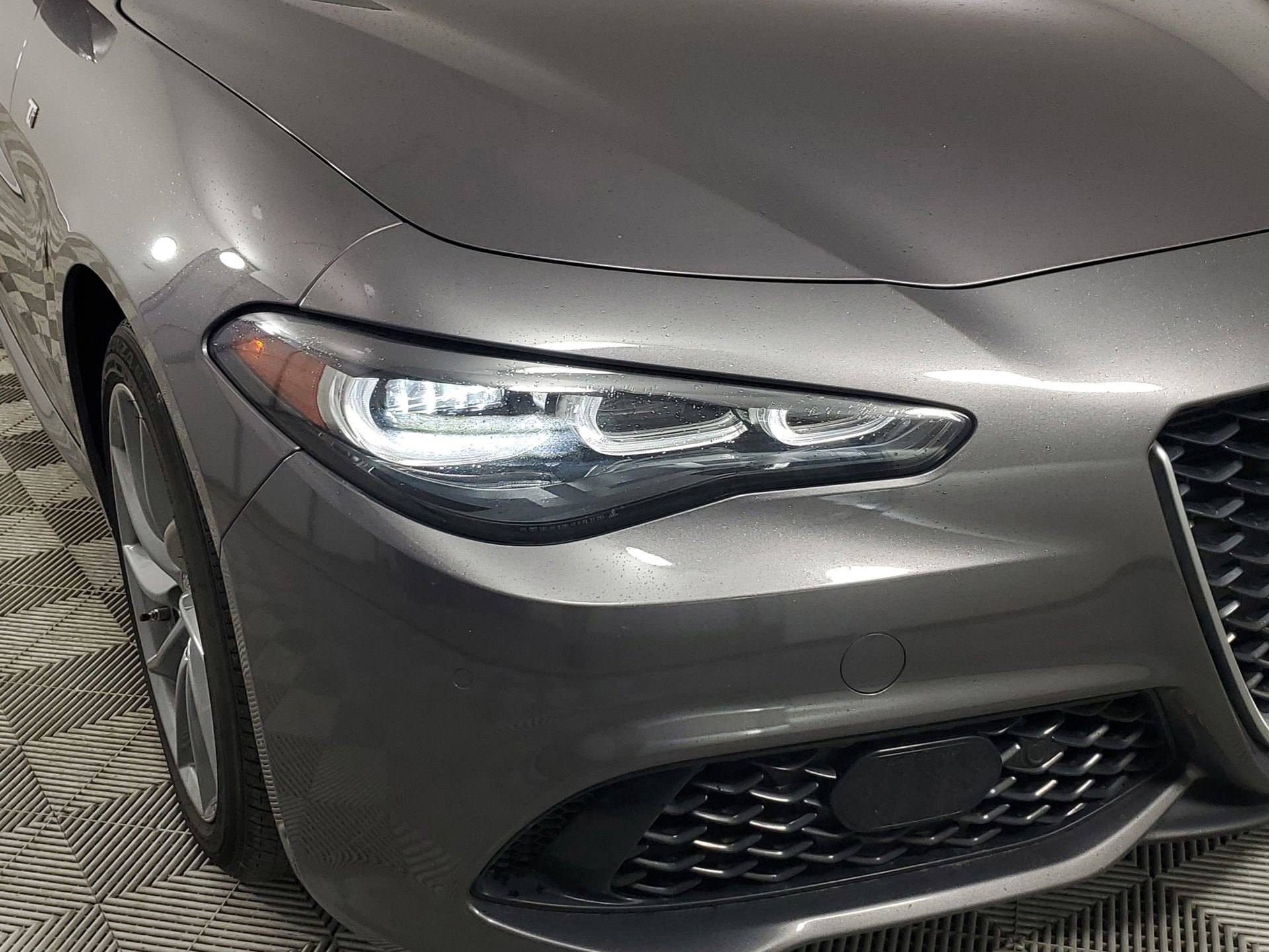 Used 2024 Alfa Romeo Giulia Ti w/ Active Assist Plus Package AWD/4WD image 16