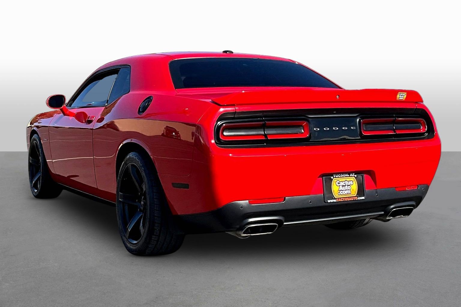 Used 2019 Dodge Challenger R/T image 11