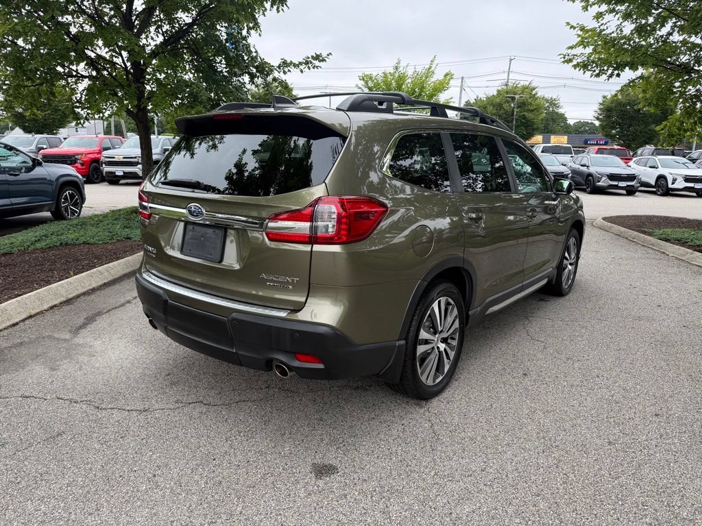 Used 2022 Subaru Ascent Limited w/ Technology Package AWD/4WD image 5