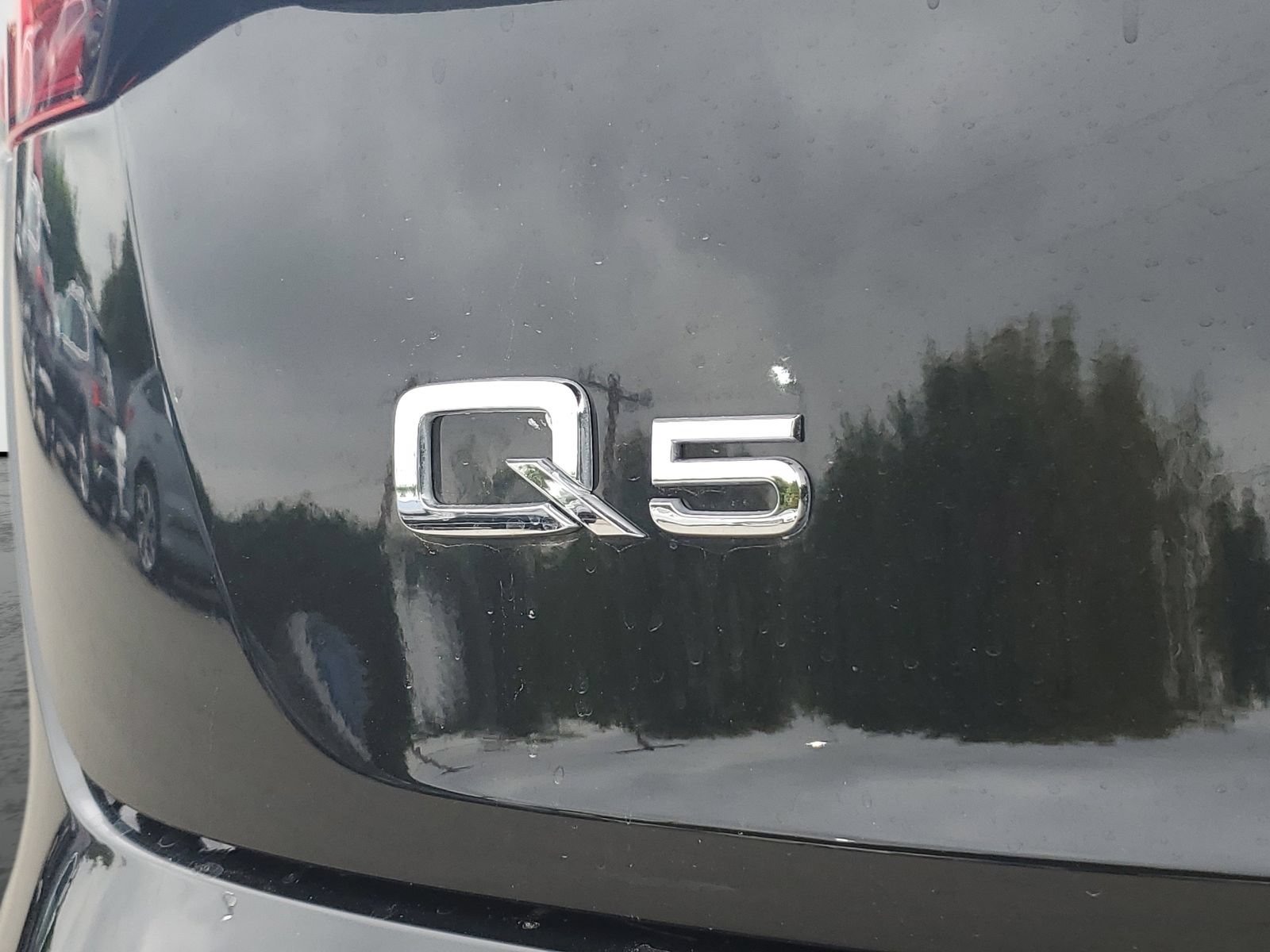 Used 2023 Audi Q5 e Premium w/ Convenience Package AWD/4WD image 7