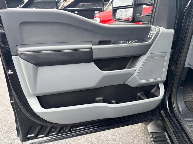 Used 2024 Ford F250 XLT w/ Snow Plow Prep Package image 21