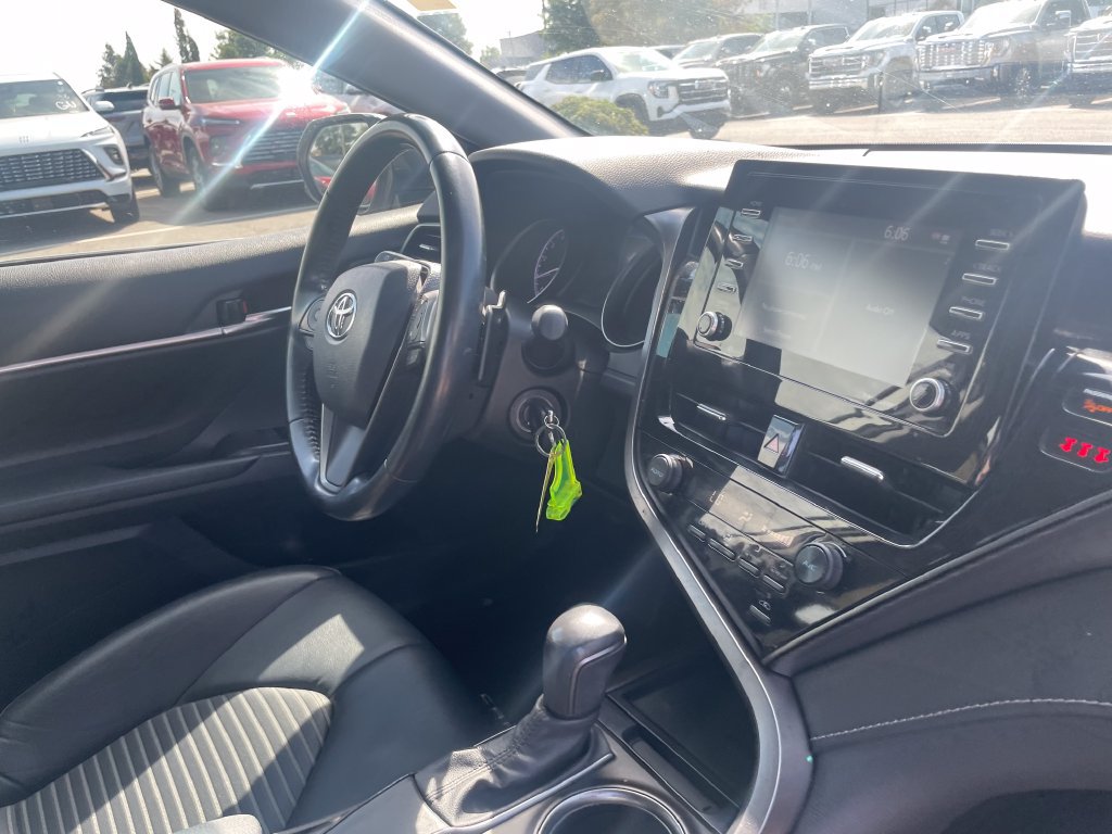 Used 2021 Toyota Camry SE FWD image 29