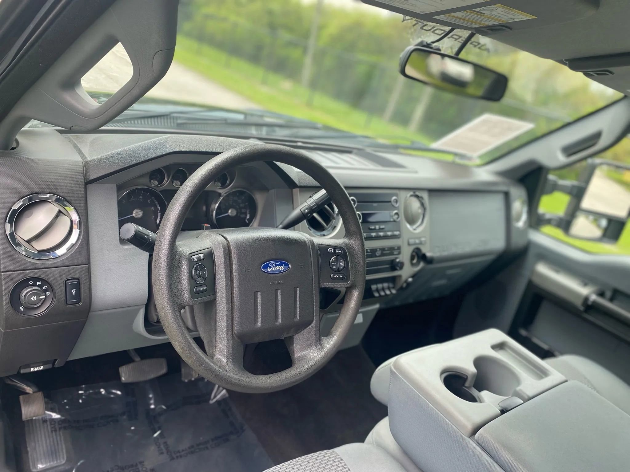 Used 2016 Ford F350 XLT image 9