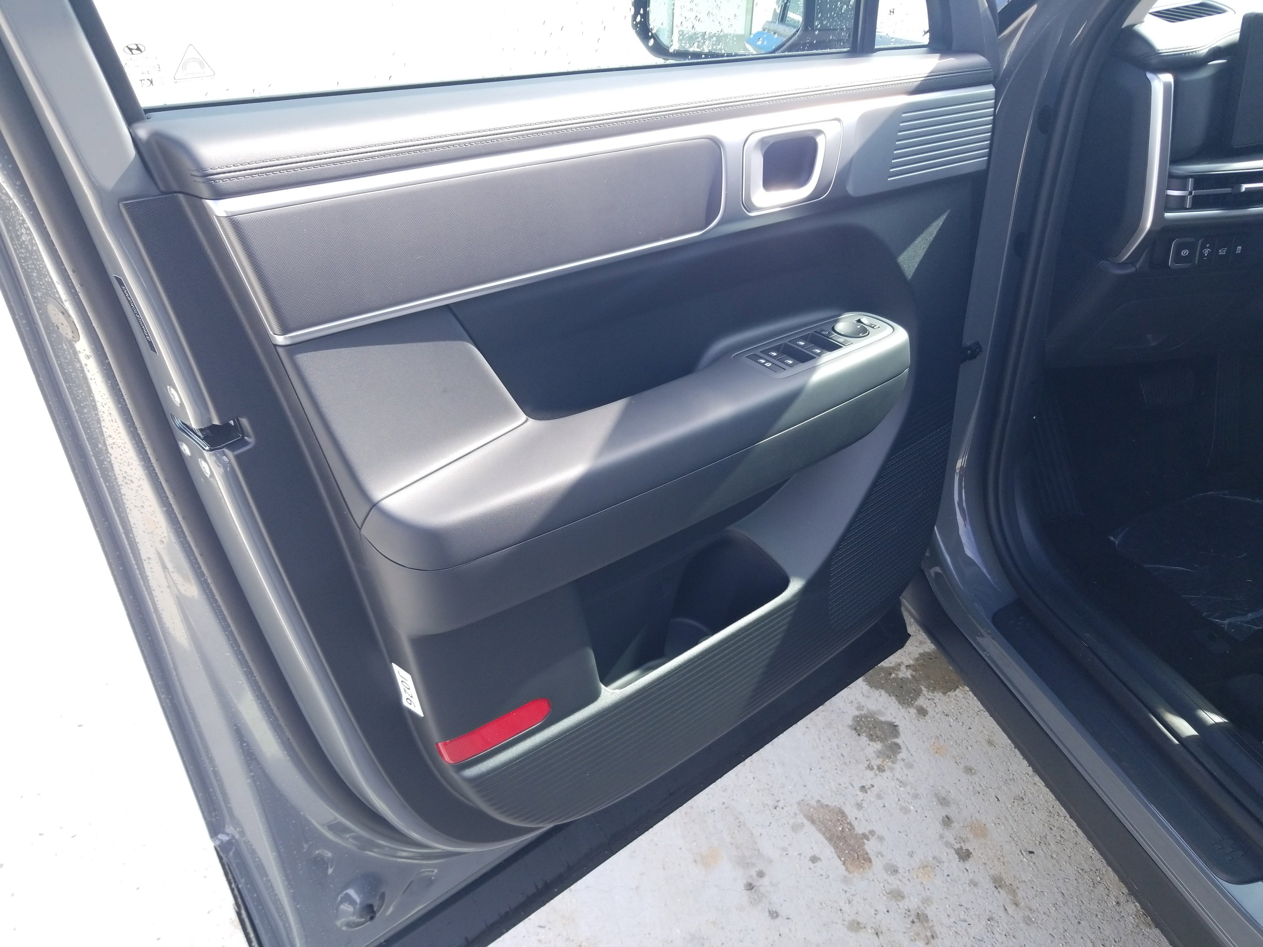 Used 2026 Hyundai Santa Fe SE image 9