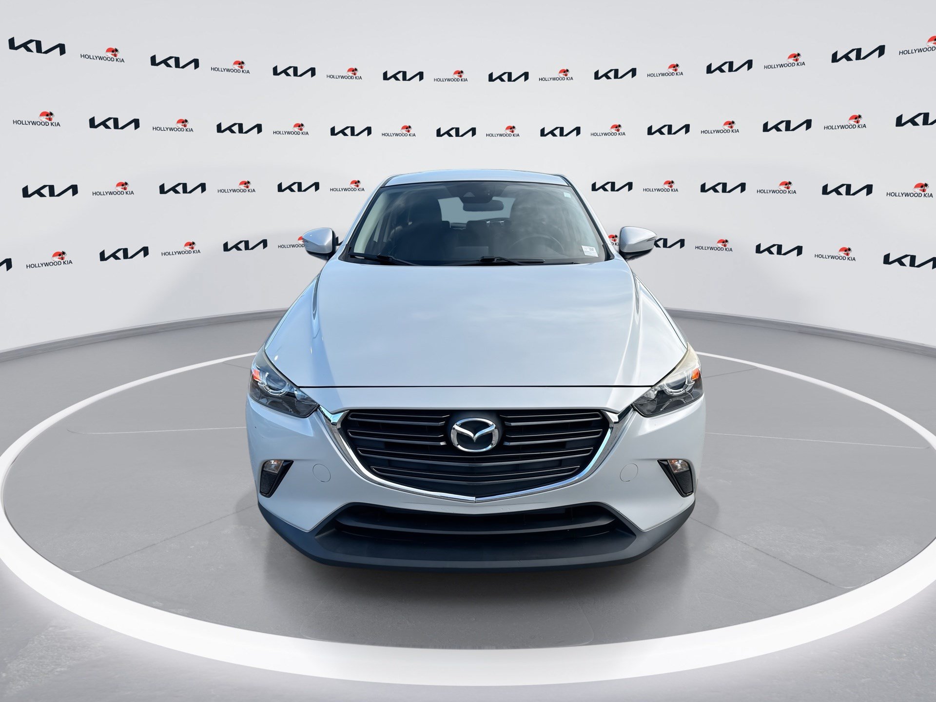 Used 2019 MAZDA CX-3 Touring FWD image 3