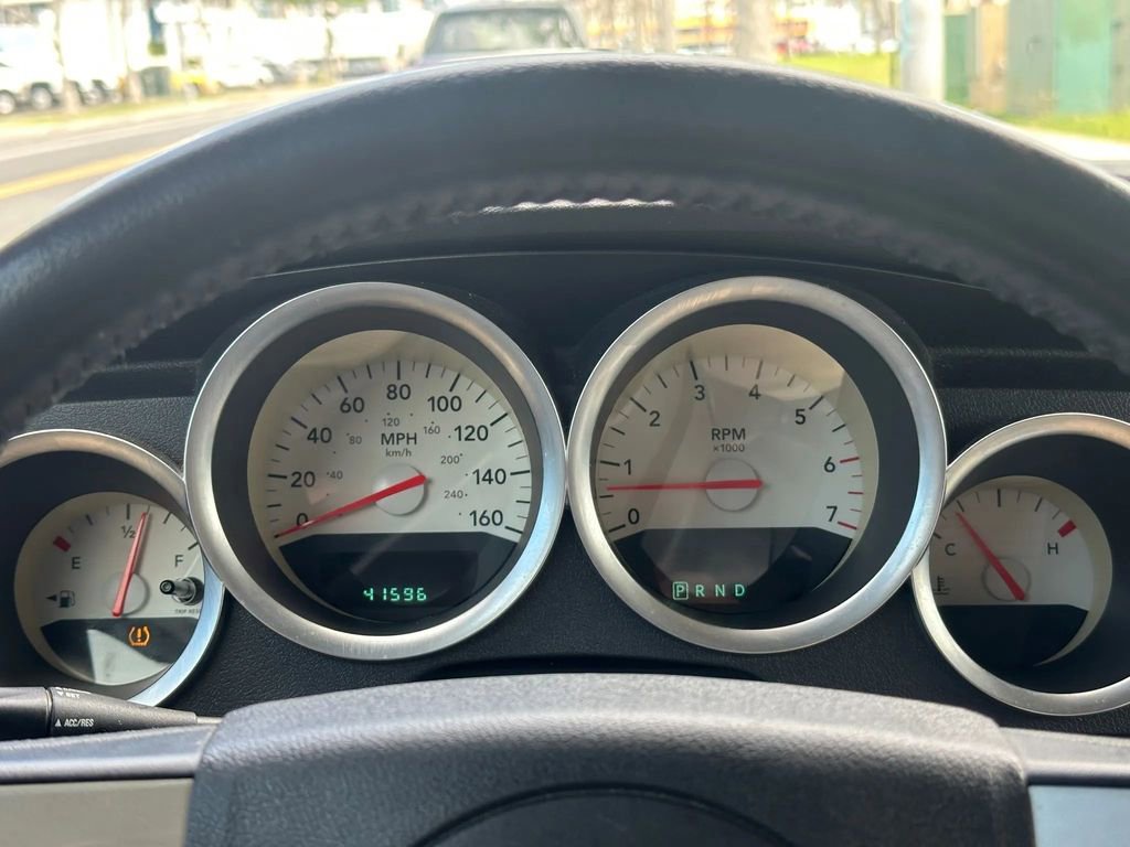 Used 2006 Dodge Magnum R/T image 18