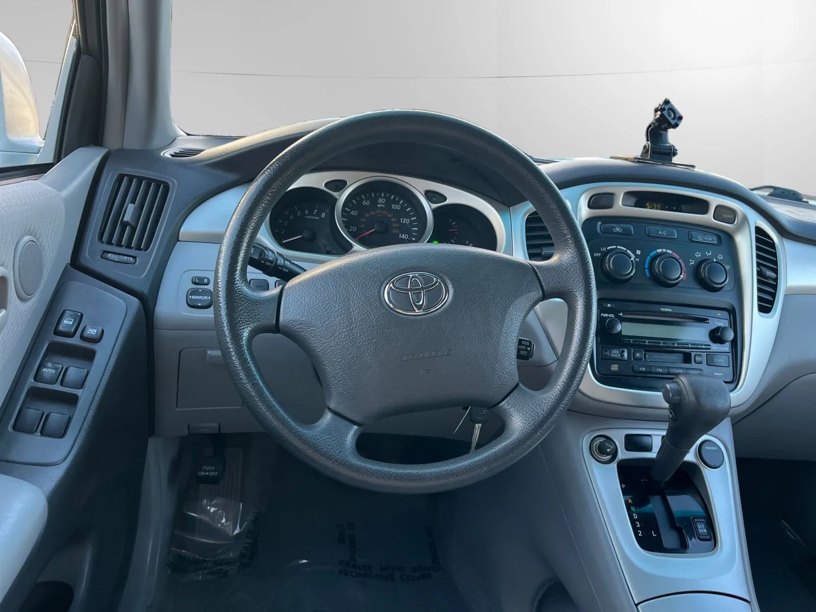 Used 2005 Toyota Highlander Limited image 14