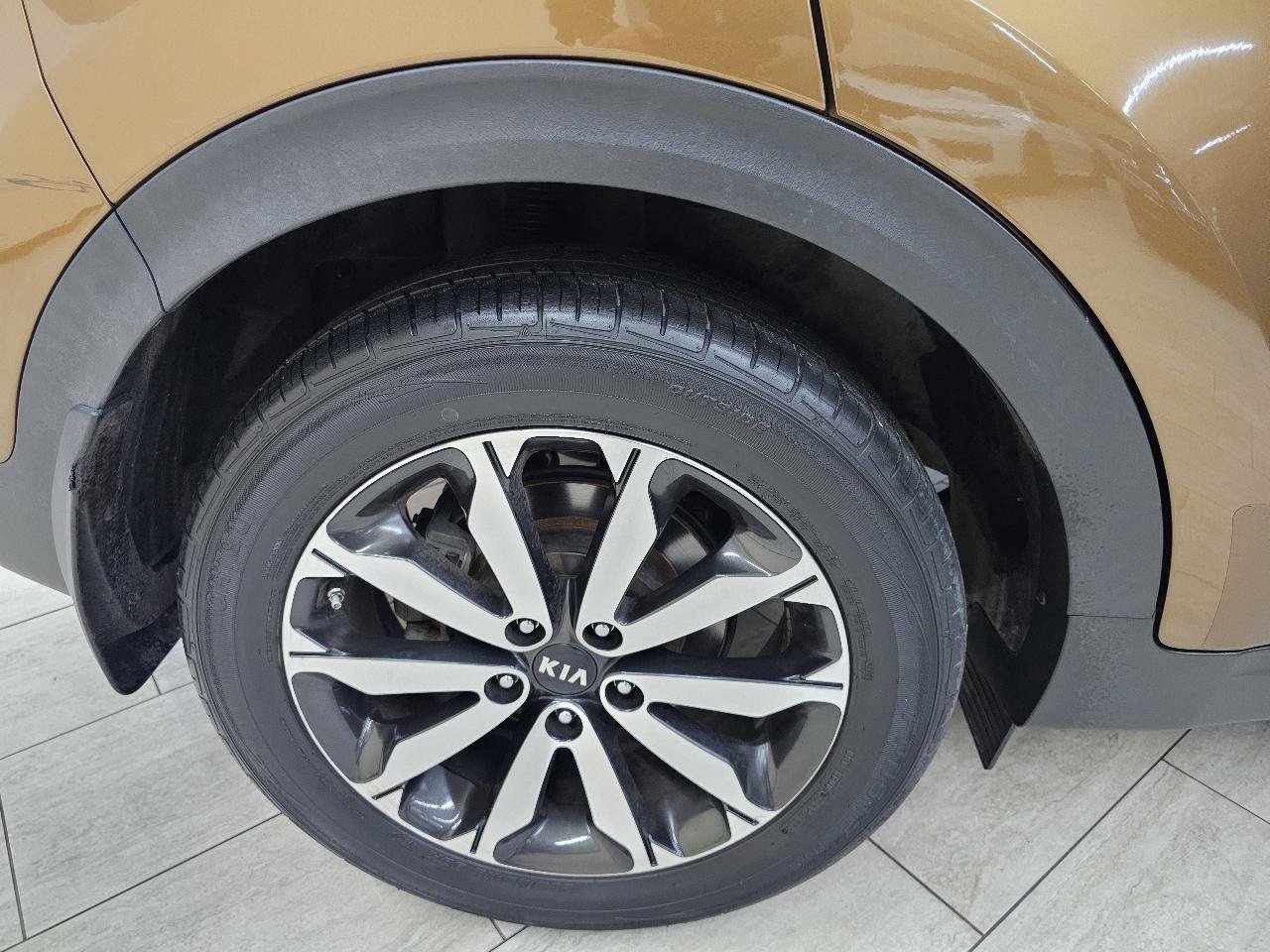 Used 2017 Kia Sportage EX FWD image 35
