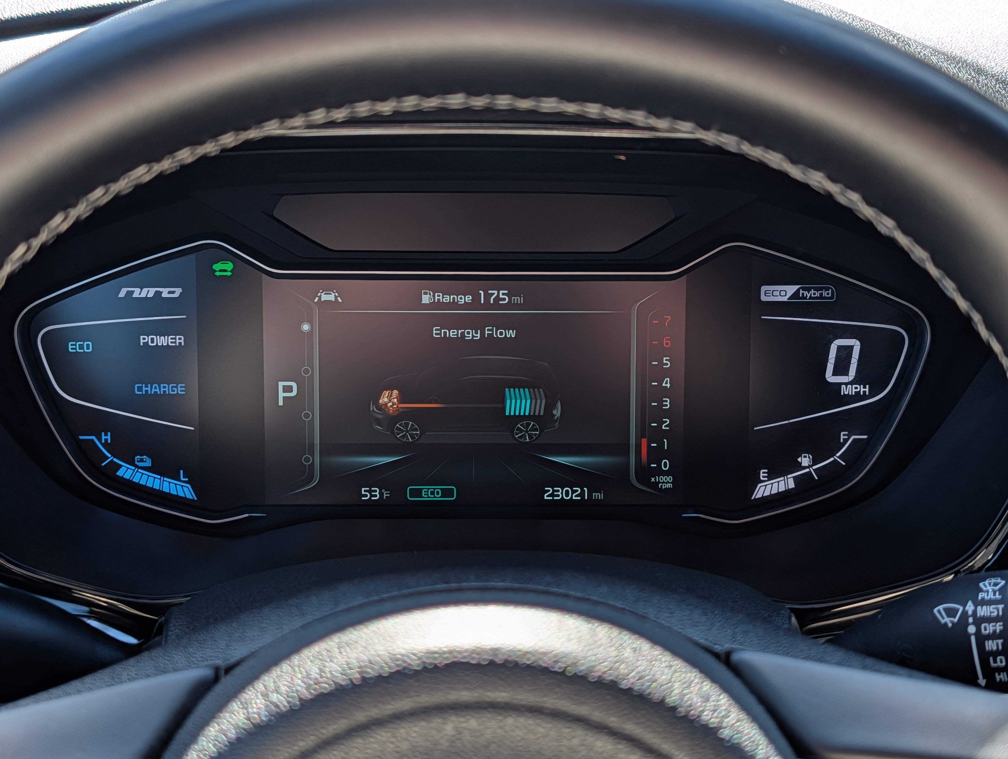 Certified 2022 Kia Niro LXS w/ Digital Cluster Package FWD image 21