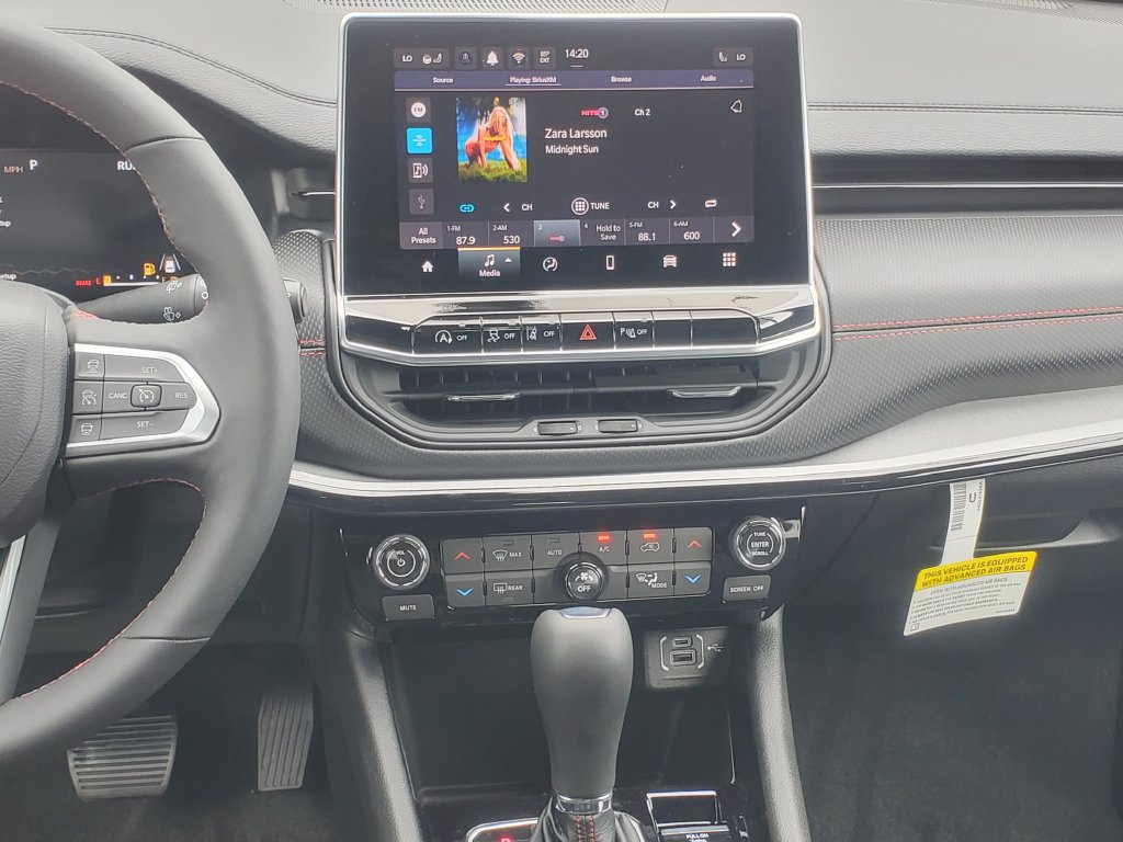 New 2026 Jeep Compass Trailhawk AWD/4WD image 24