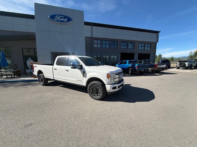 Used 2017 Ford F350 Platinum w/ Platinum Ultimate Package AWD/4WD image 2