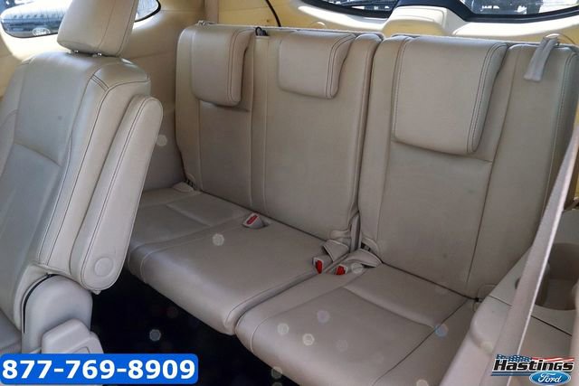 Used 2015 Toyota Highlander Limited w/ Driver Technology Package FWD image 16