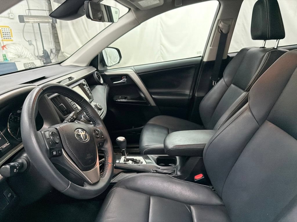 Used 2017 Toyota RAV4 Limited w/ Advanced Technology Package FWD image 15