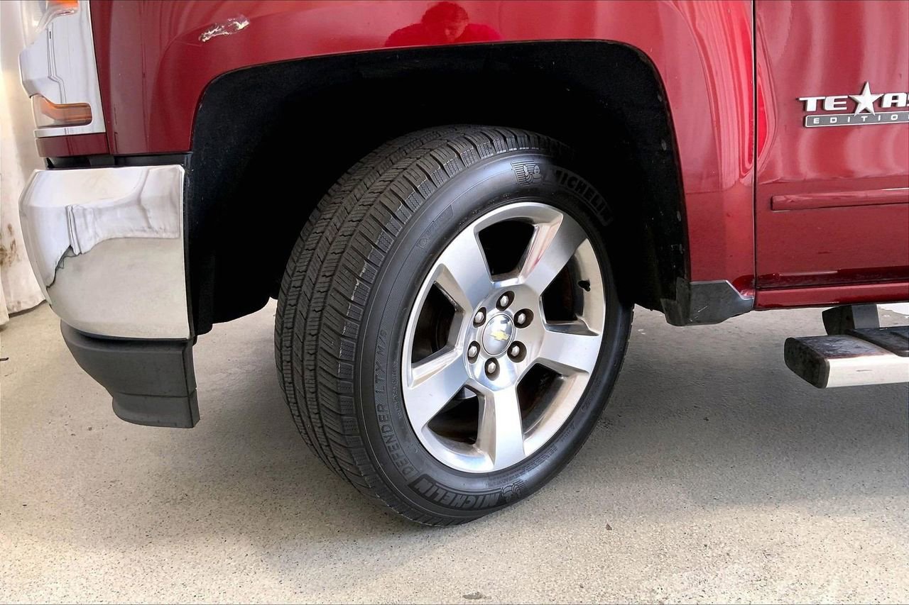 Used 2016 Chevrolet Silverado 1500 LT w/ Texas Edition RWD image 20
