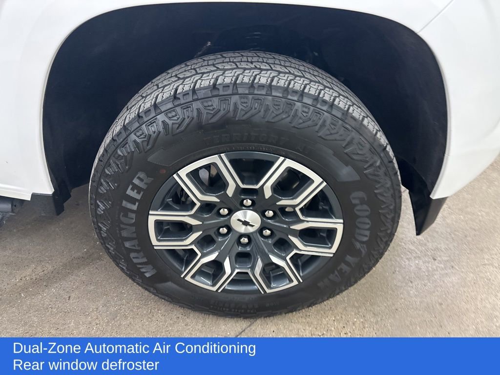 Used 2023 Chevrolet Colorado Z71 w/ Z71 Convenience Package 2 image 15