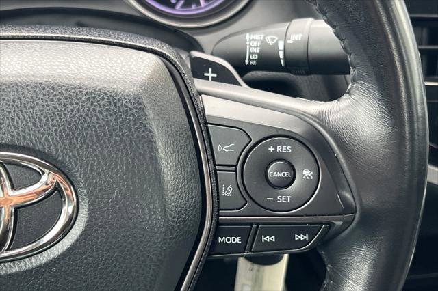 Certified 2021 Toyota Camry SE image 24