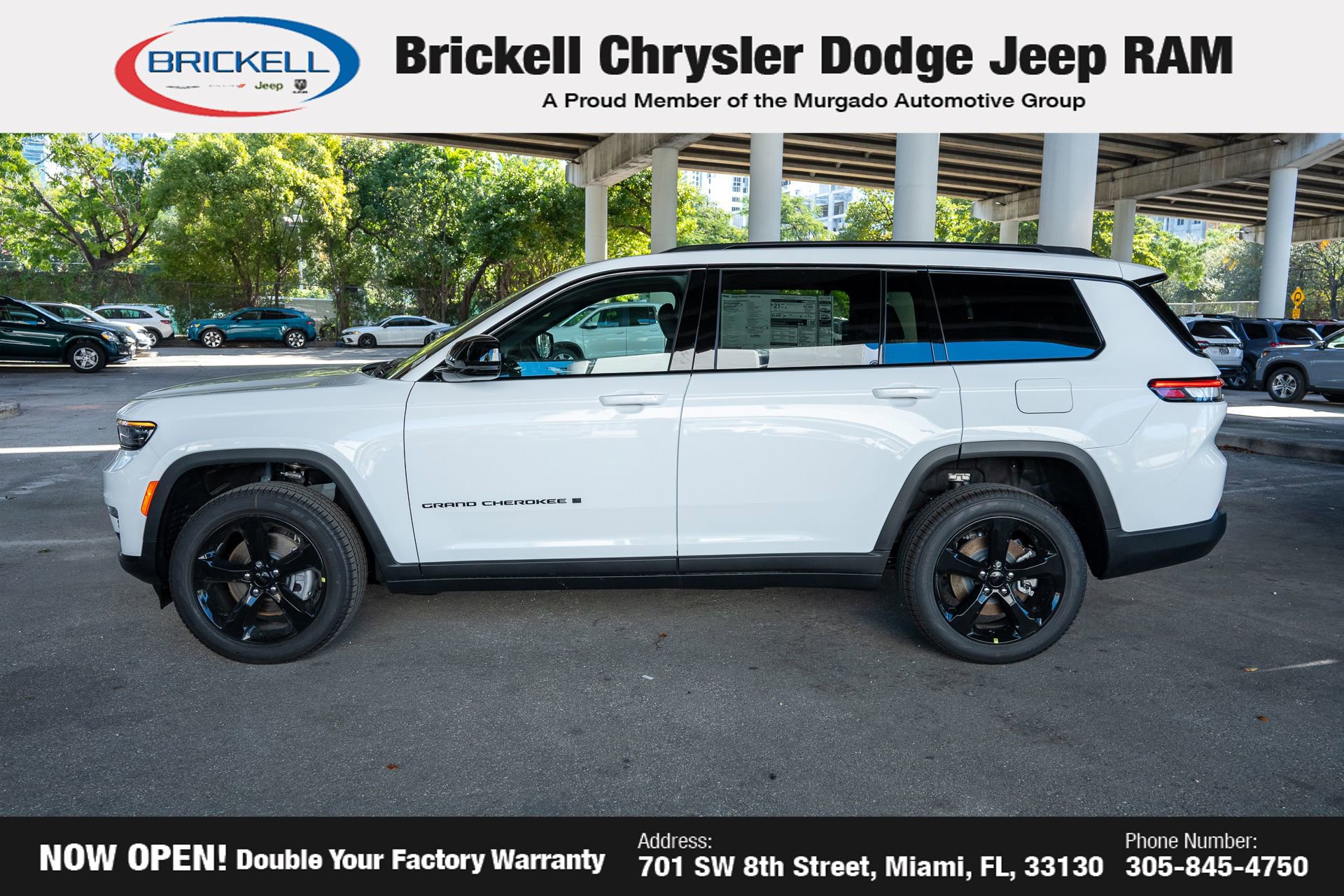 New 2025 Jeep Grand Cherokee L Limited w/ Black Appearance Package RWD image 4