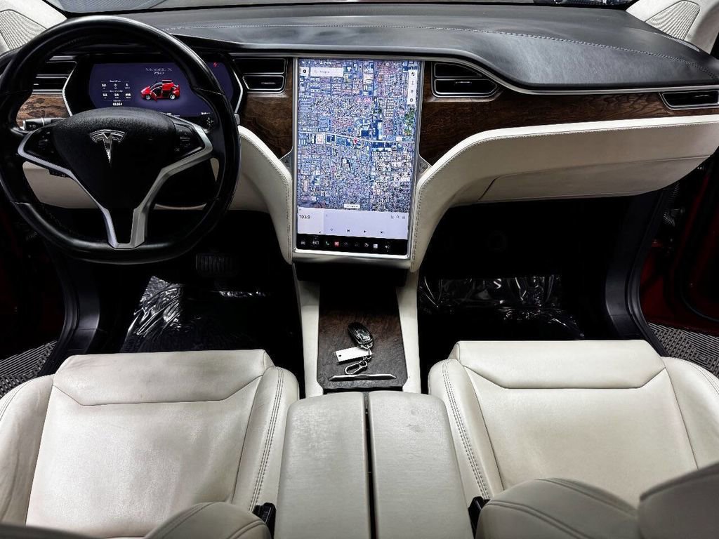 Used 2017 Tesla Model X 75D image 38