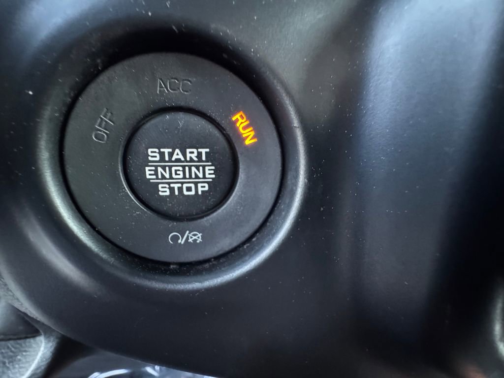 Used 2022 Jeep Gladiator Overland w/ LED Lighting Group image 19